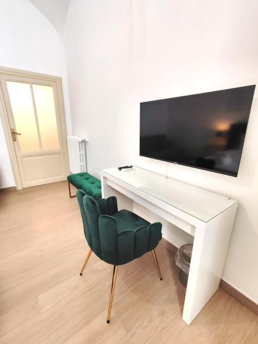 The Gold Apartment โรม ภายนอก รูปภาพ
